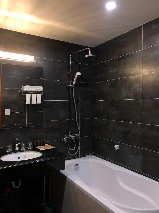 Moc Hoang Hotel Ханой Екстер'єр фото